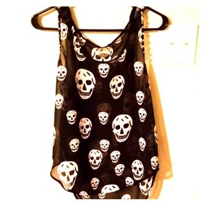 Skull Tank